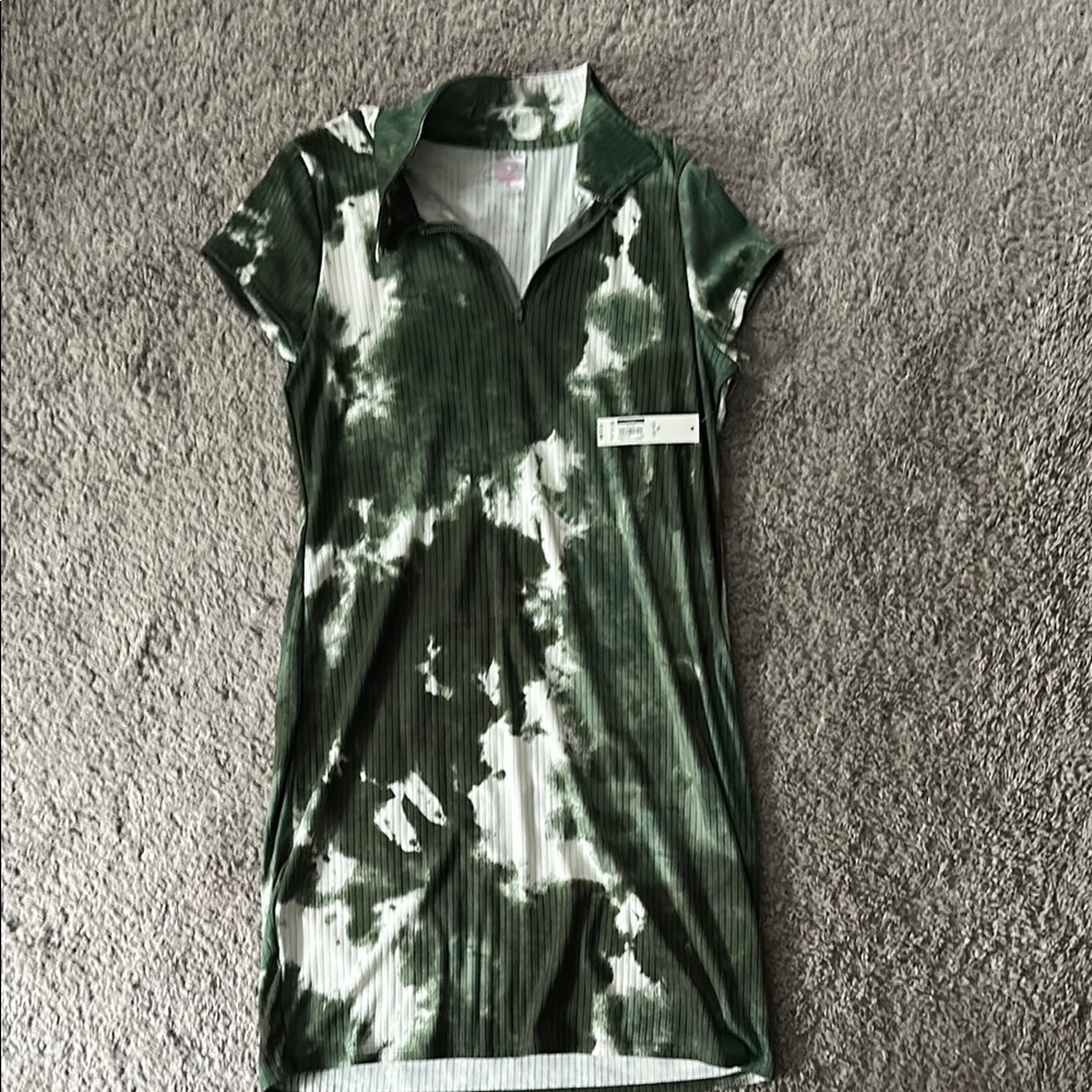 No boundaries Green Tie-Dye dress children’s XL (15-17)